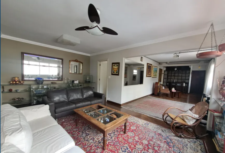 Apartamento em Cerqueira César — Centro