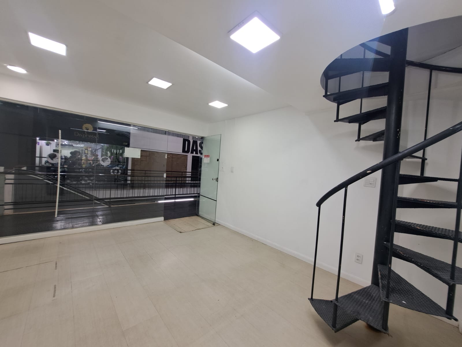 Loja a venda em galeria no Jardins 3