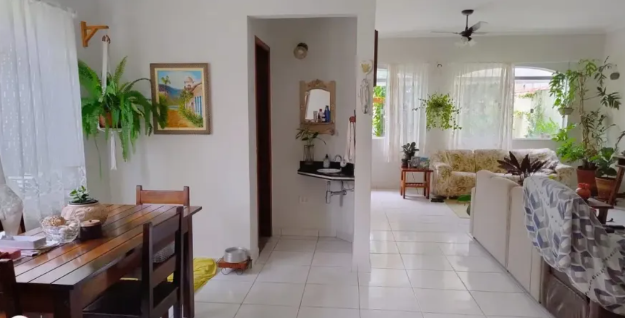 Sobrado no Guarda Civil — Itanhaém 2