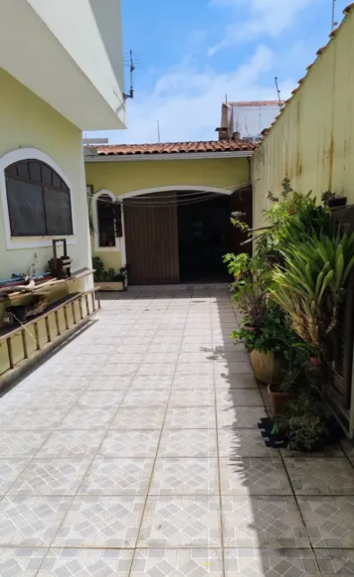 Sobrado no Guarda Civil — Itanhaém 6